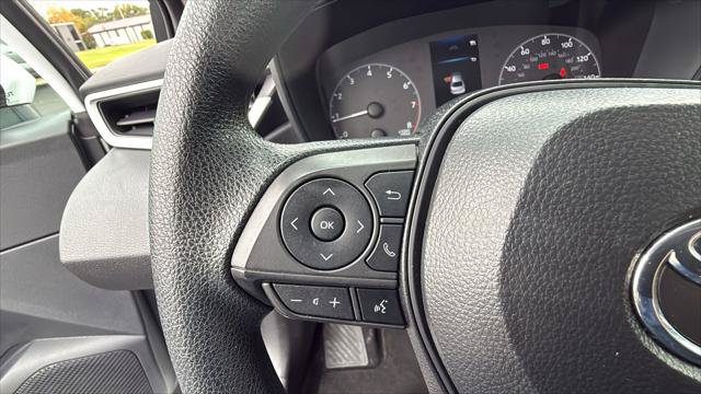 Certified 2025 Toyota Corolla LE FWD image 28