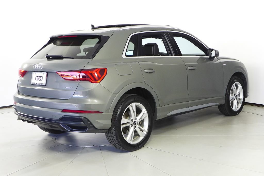 Used 2022 Audi Q3 2.0T Premium Plus w/ Premium Plus Package image 7
