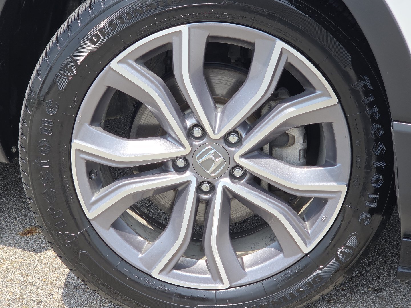Used 2020 Honda CR-V Touring image 12