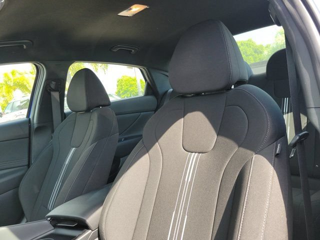 Certified 2026 Hyundai Elantra Sport FWD image 15