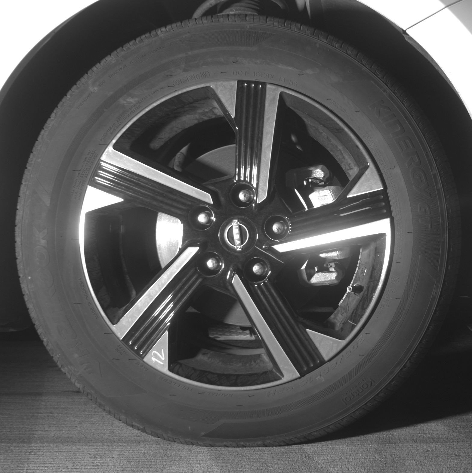 Used 2025 Nissan Sentra SV FWD image 13