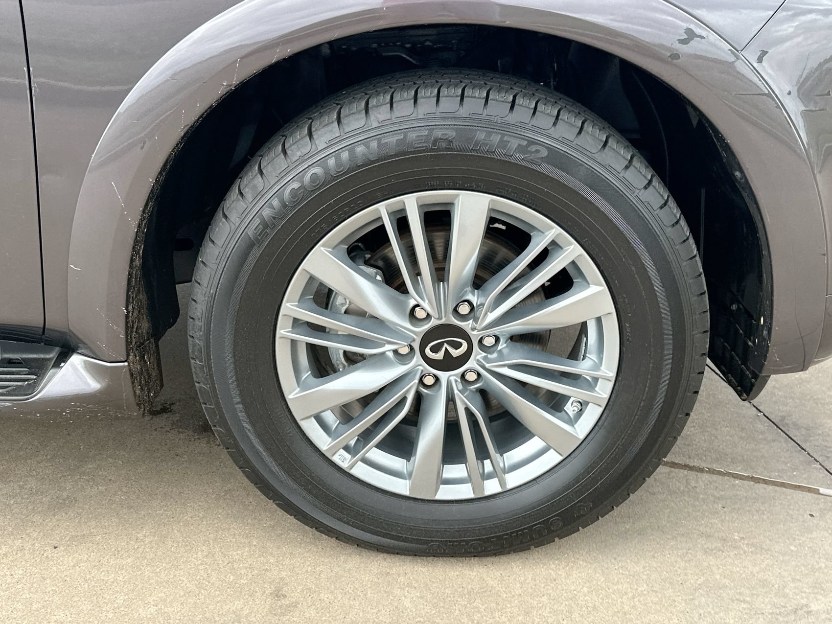 Used 2024 INFINITI QX80 Luxe RWD image 10