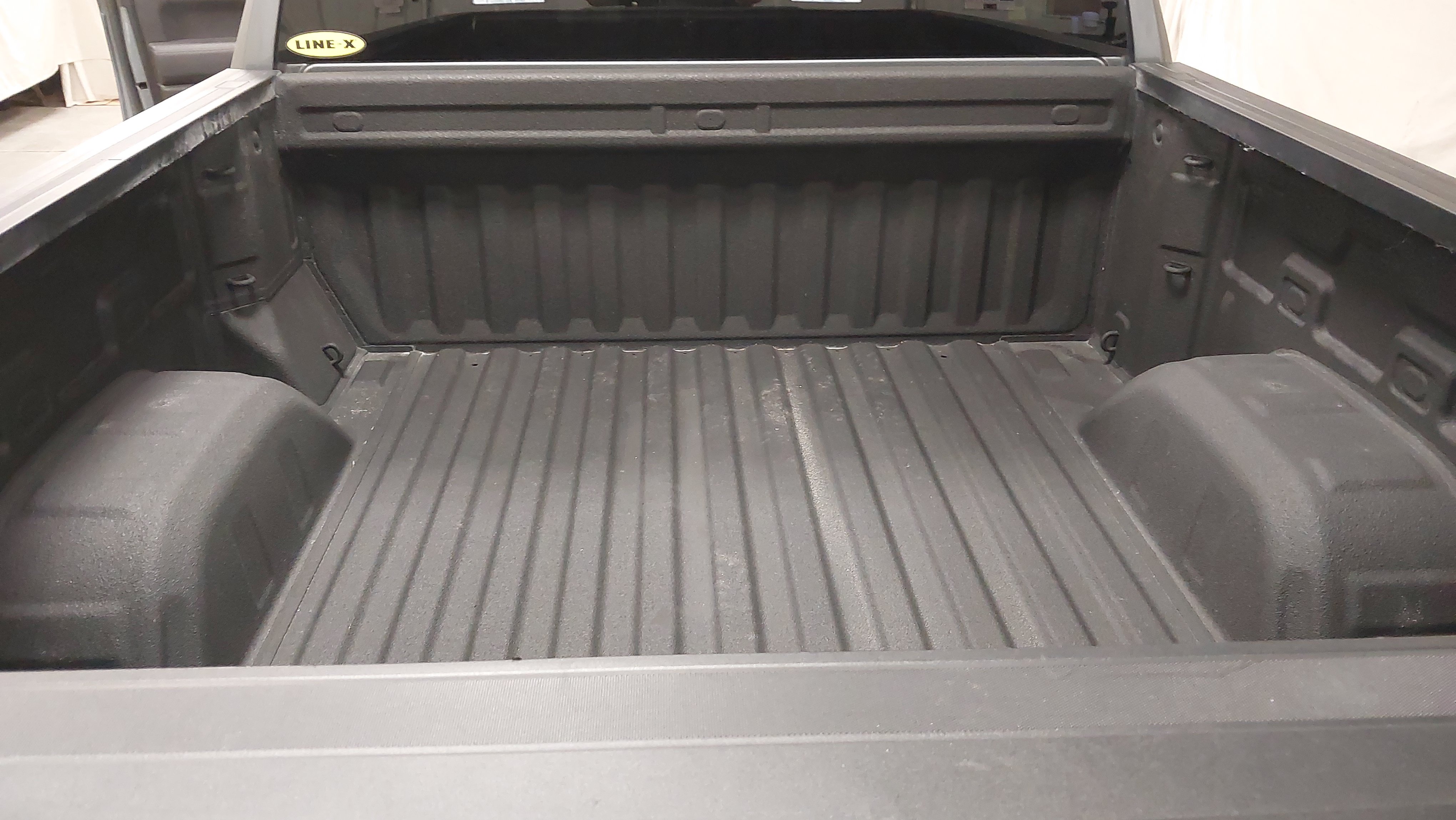 Used 2021 Chevrolet Silverado 1500 LT AWD/4WD image 27