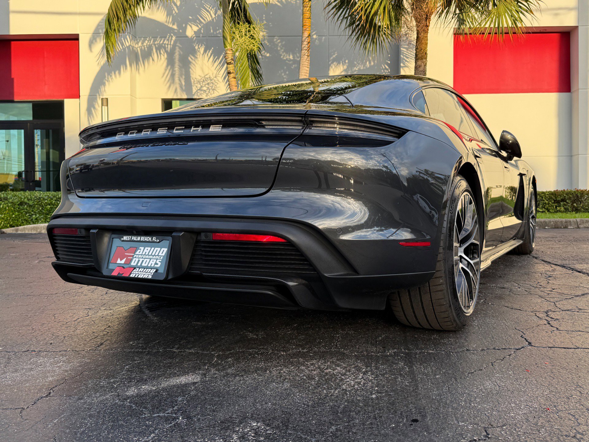 Used 2020 Porsche Taycan Turbo S image 22