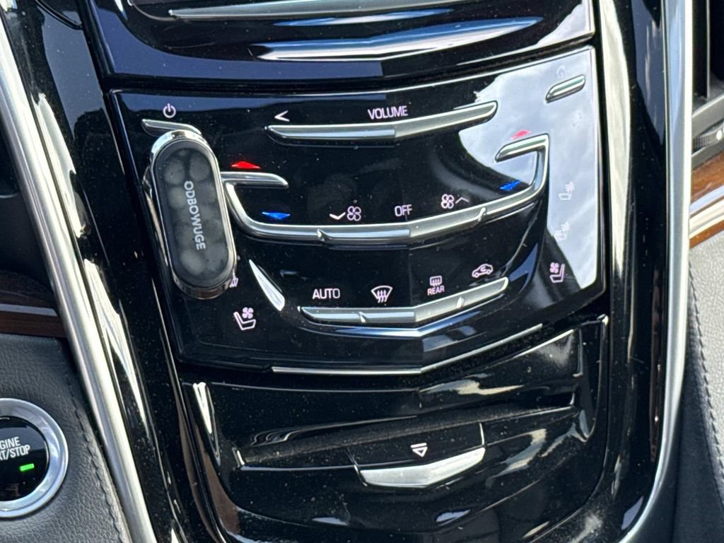 Used 2019 Cadillac Escalade ESV Luxury w/ Escalade Sport Edition AWD/4WD image 15