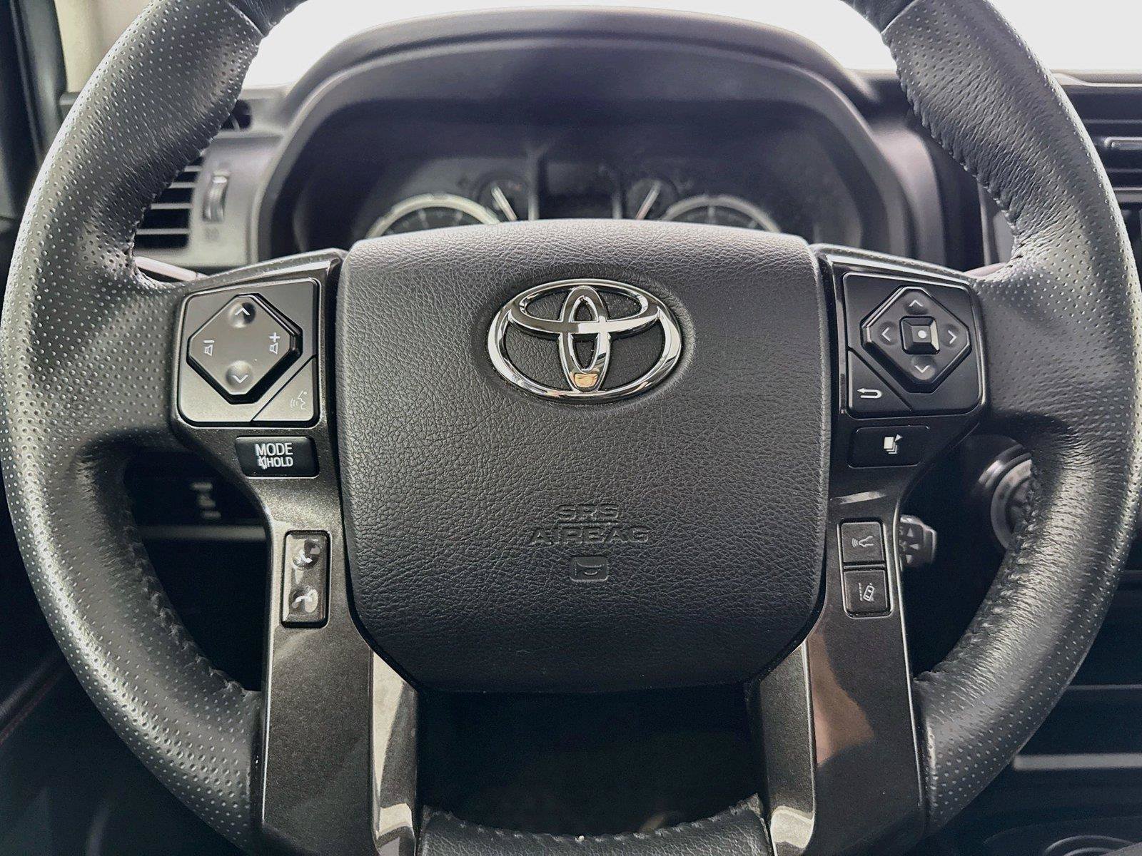 Certified 2021 Toyota 4Runner TRD Off-Road Premium w/ Moonroof Package AWD/4WD image 17