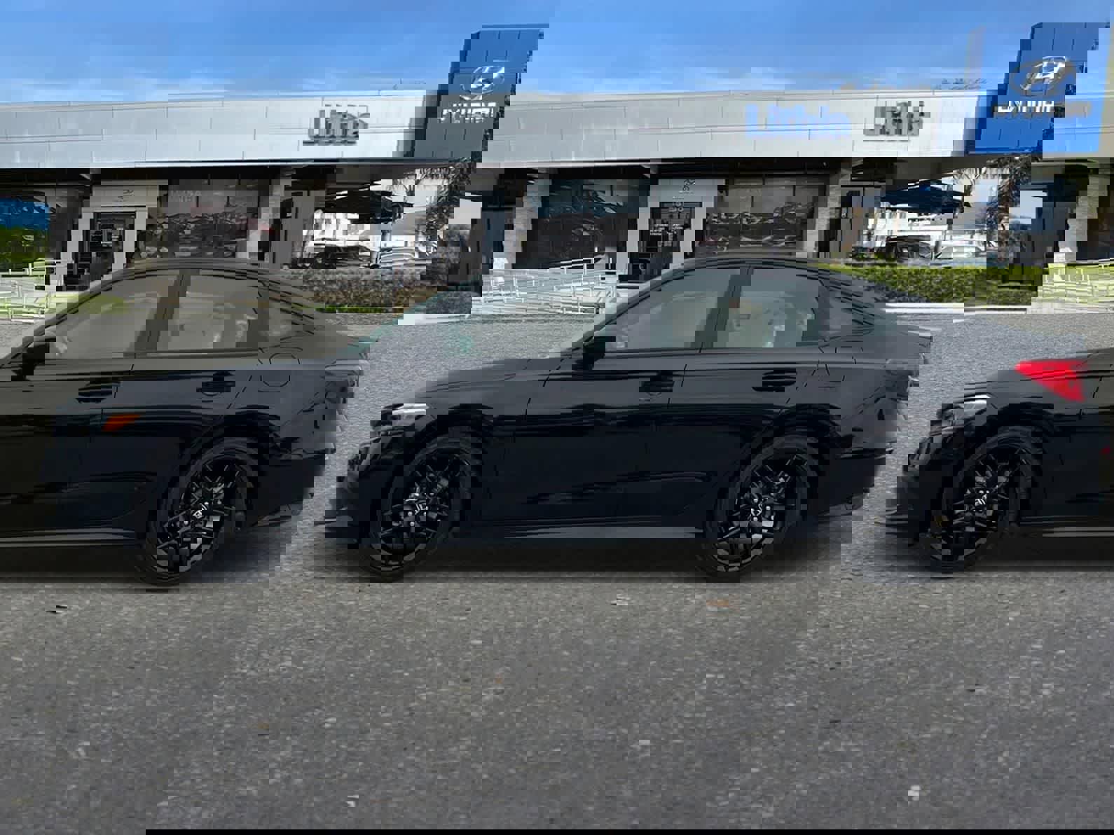 Used 2024 Honda Civic Sport image 6