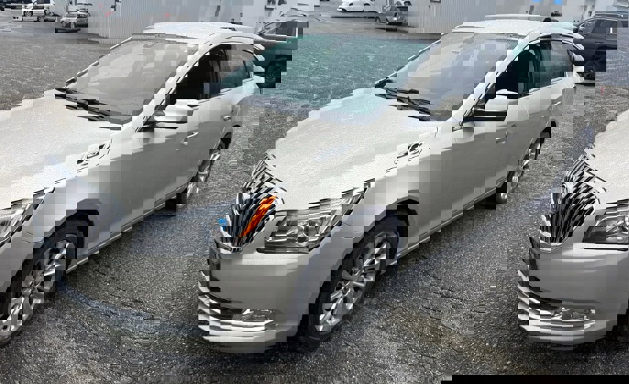 Used 2014 Buick LaCrosse image 3