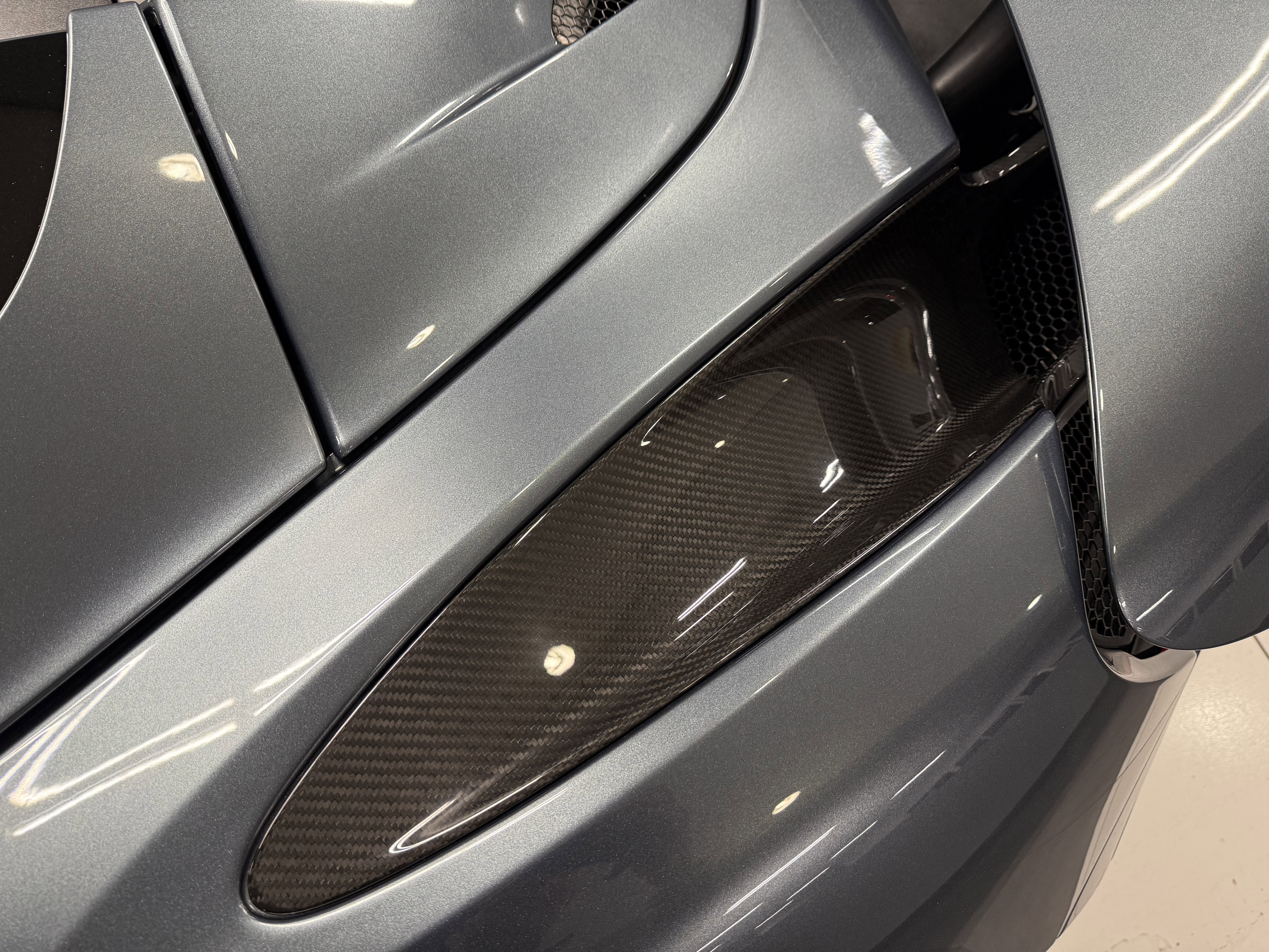 Used 2020 McLaren 720S Spider image 8