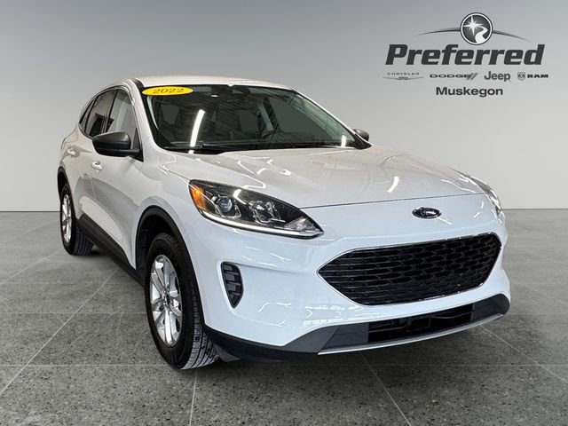 Used 2022 Ford Escape SE w/ Convenience Package