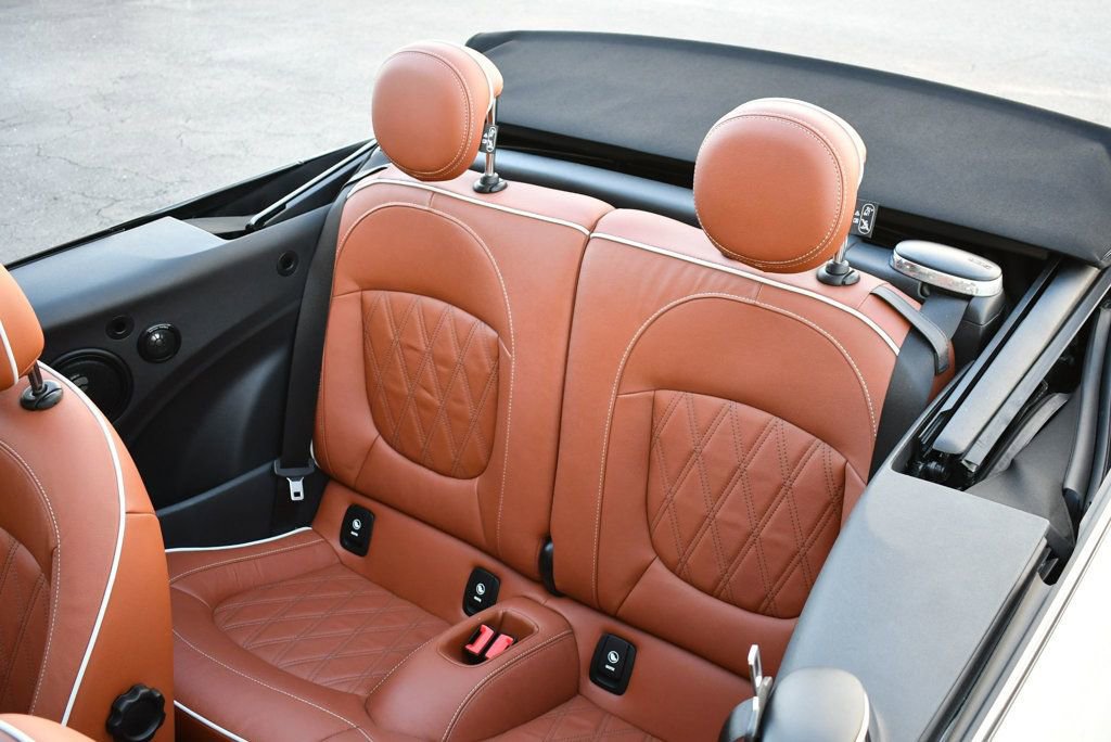 Used 2021 MINI Cooper S image 15