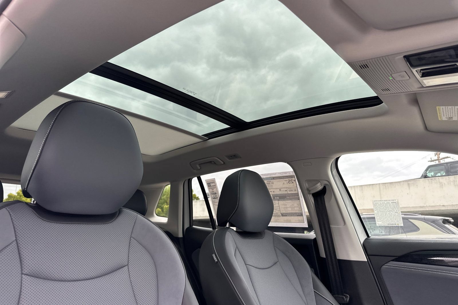 New 2026 Volkswagen Tiguan SE AWD/4WD image 17