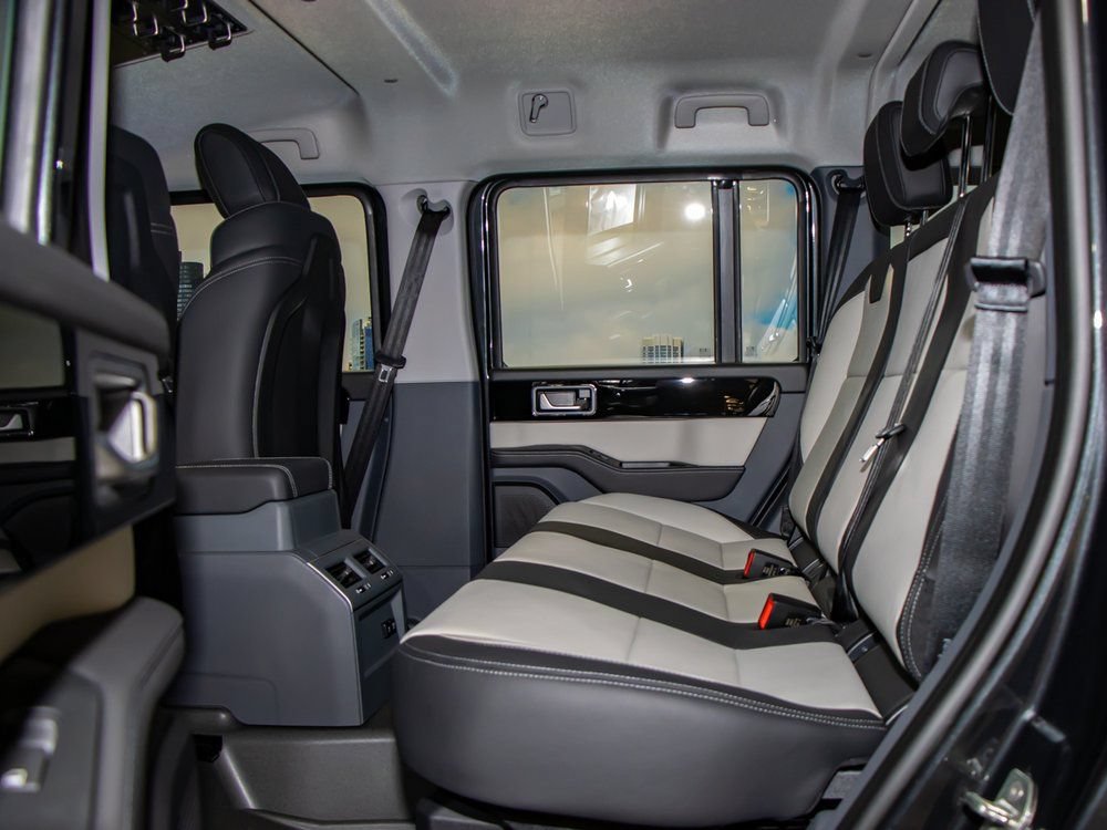 Used 2024 INEOS Grenadier Station Wagon AWD/4WD image 21