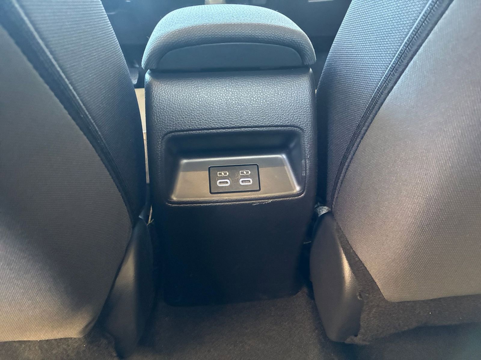 Used 2025 Toyota Corolla LE image 22