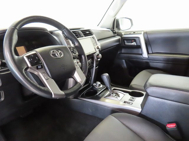 Used 2024 Toyota 4Runner SR5 Premium image 4