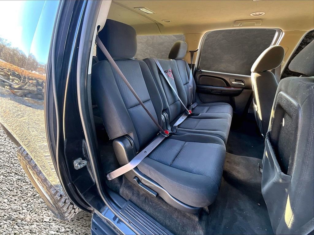 Used 2012 Chevrolet Suburban LS w/ Convenience Package 1 image 21