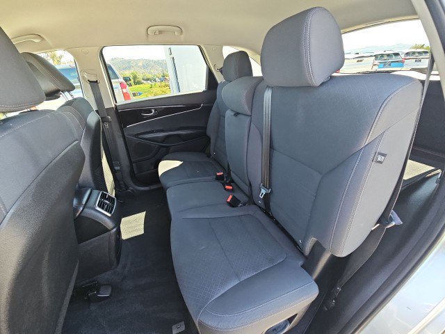 Used 2016 Kia Sorento L FWD image 22