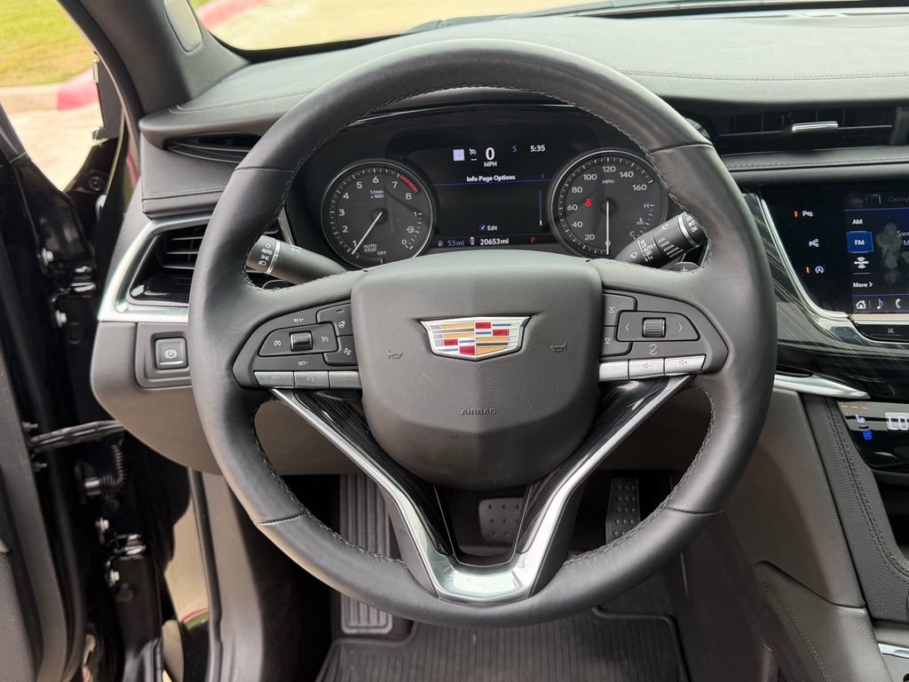 Used 2020 Cadillac XT6 Premium Luxury FWD image 29