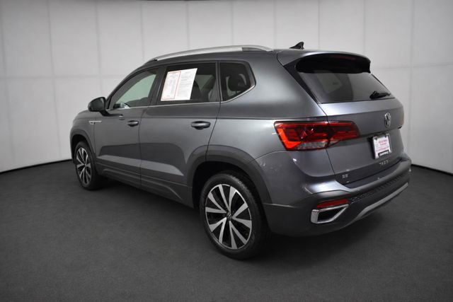 Used 2024 Volkswagen Taos SE FWD image 6