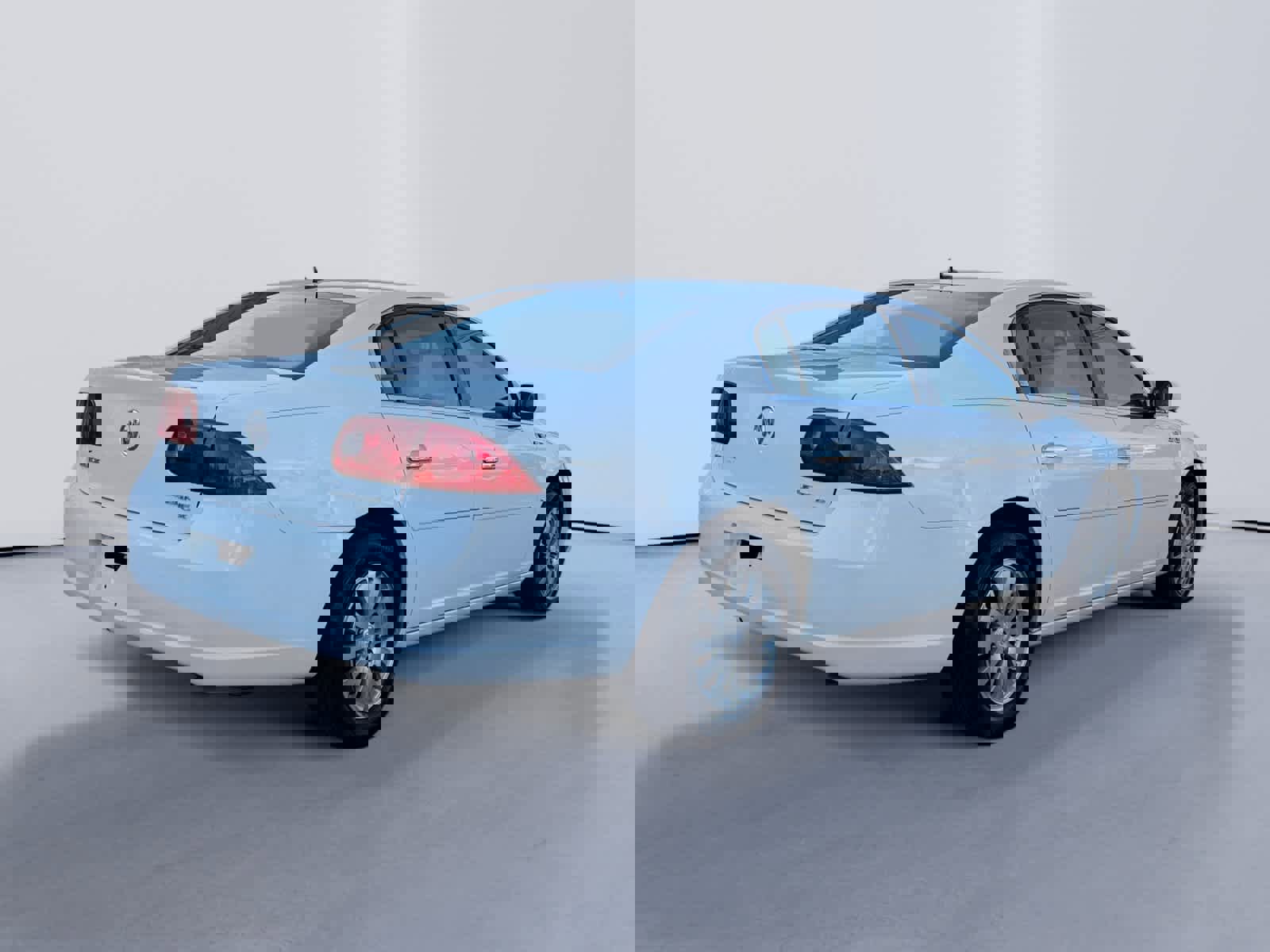 Used 2007 Buick Lucerne CX image 3