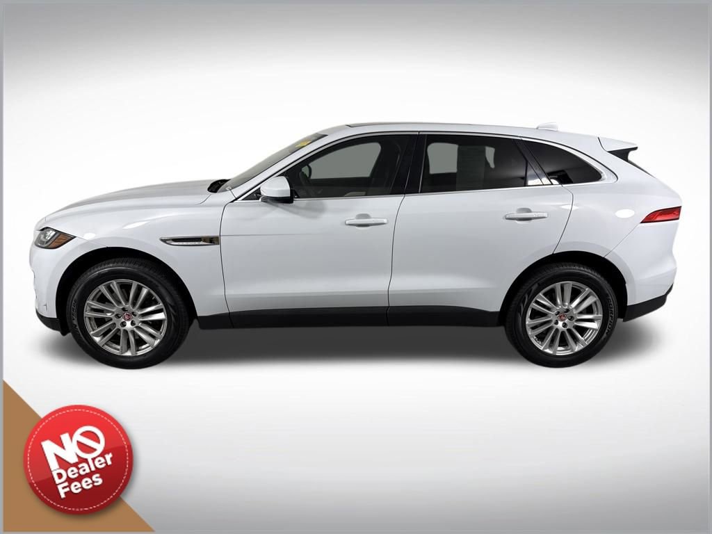 Used 2017 Jaguar F-PACE Prestige image 6