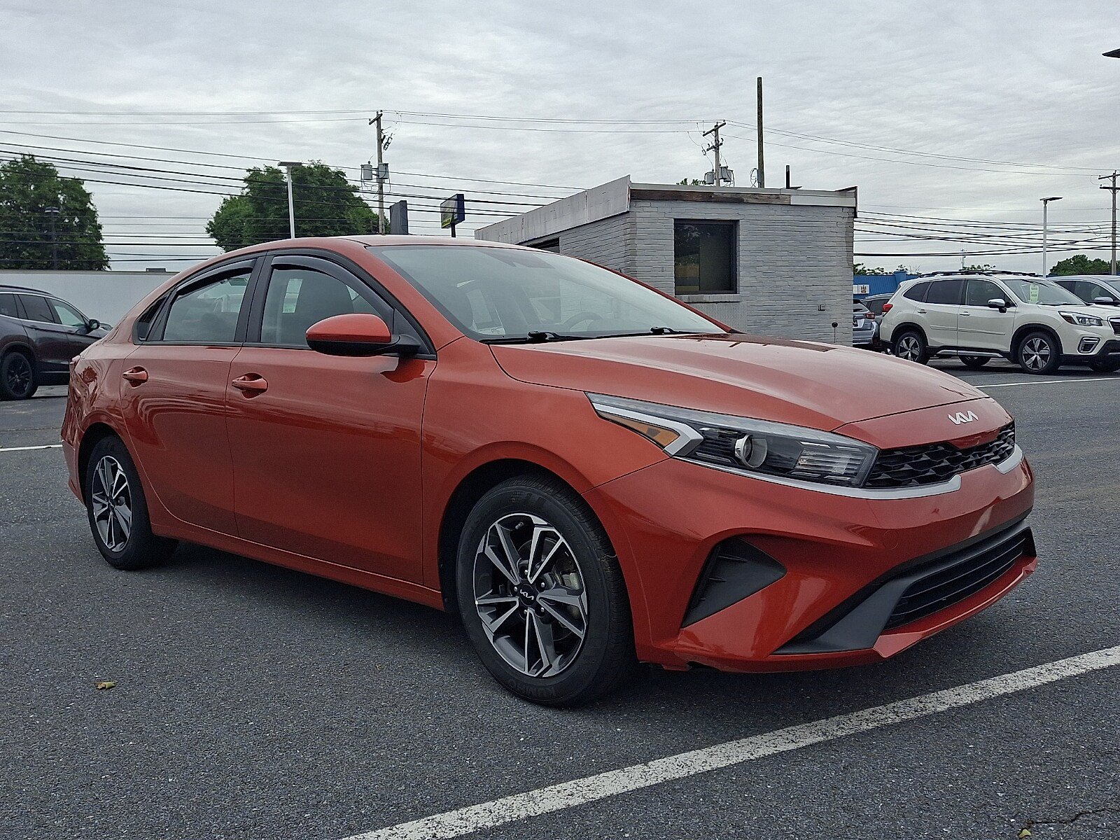 Used 2023 Kia Forte LXS FWD image 3