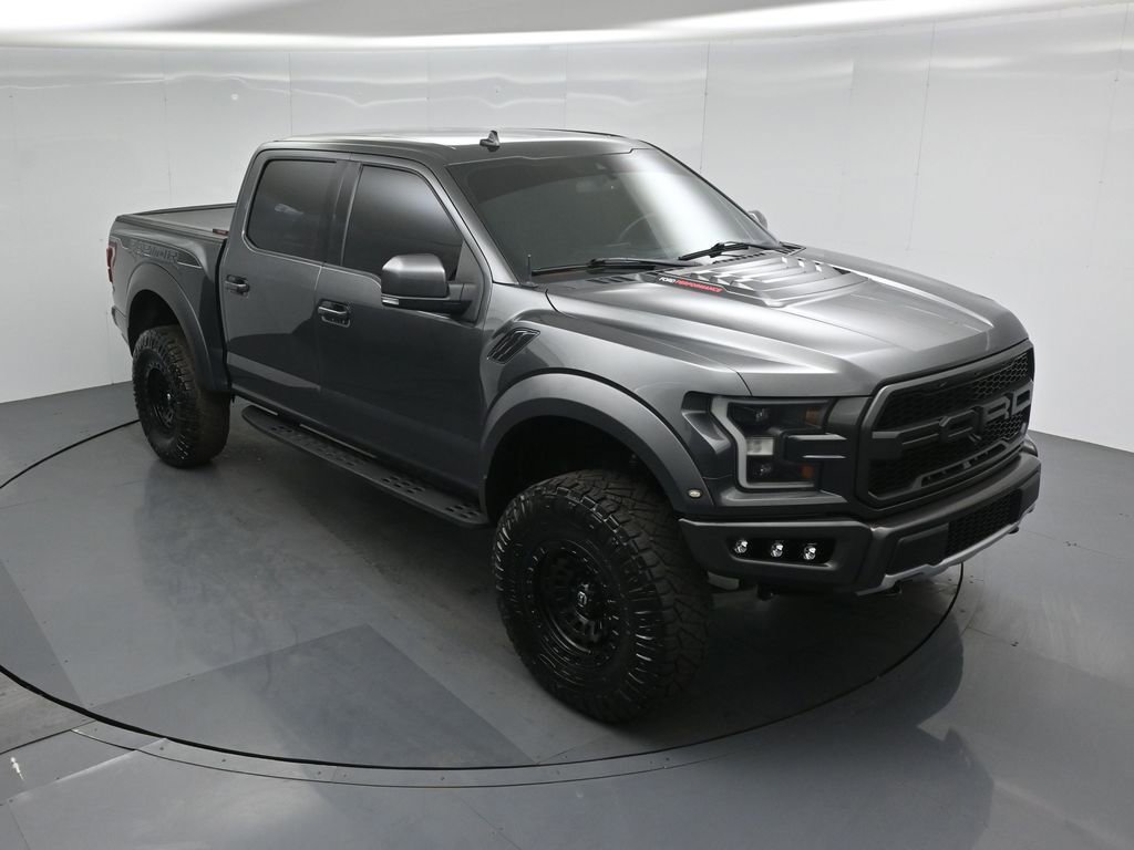 Used 2019 Ford F150 Raptor w/ Equipment Group 802A Luxury AWD/4WD image 40