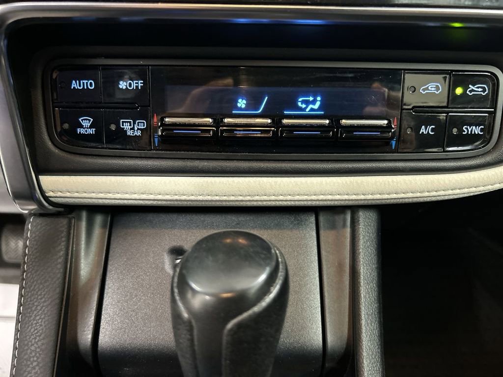 Used 2017 Toyota Corolla iM w/ All-Weather Mat Package FWD image 16