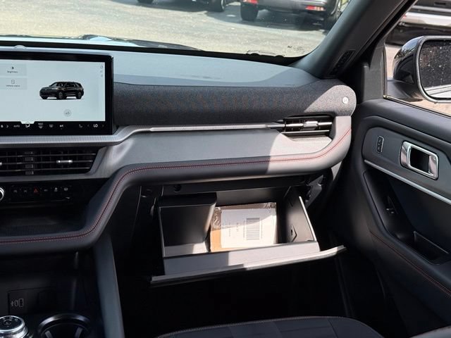 New 2026 Ford Explorer ST-Line AWD/4WD image 36
