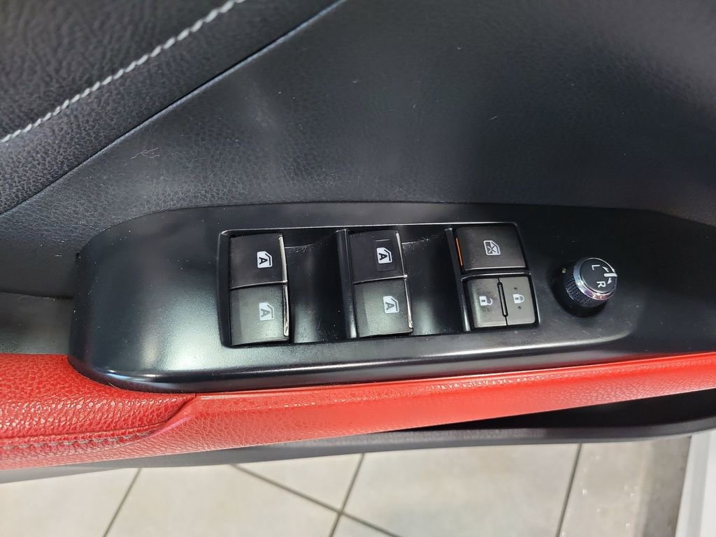 Used 2018 Toyota Camry XSE w/ Driver Assist Package FWD image 30