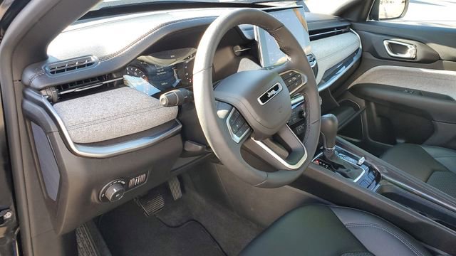 Certified 2024 Jeep Compass Latitude image 6