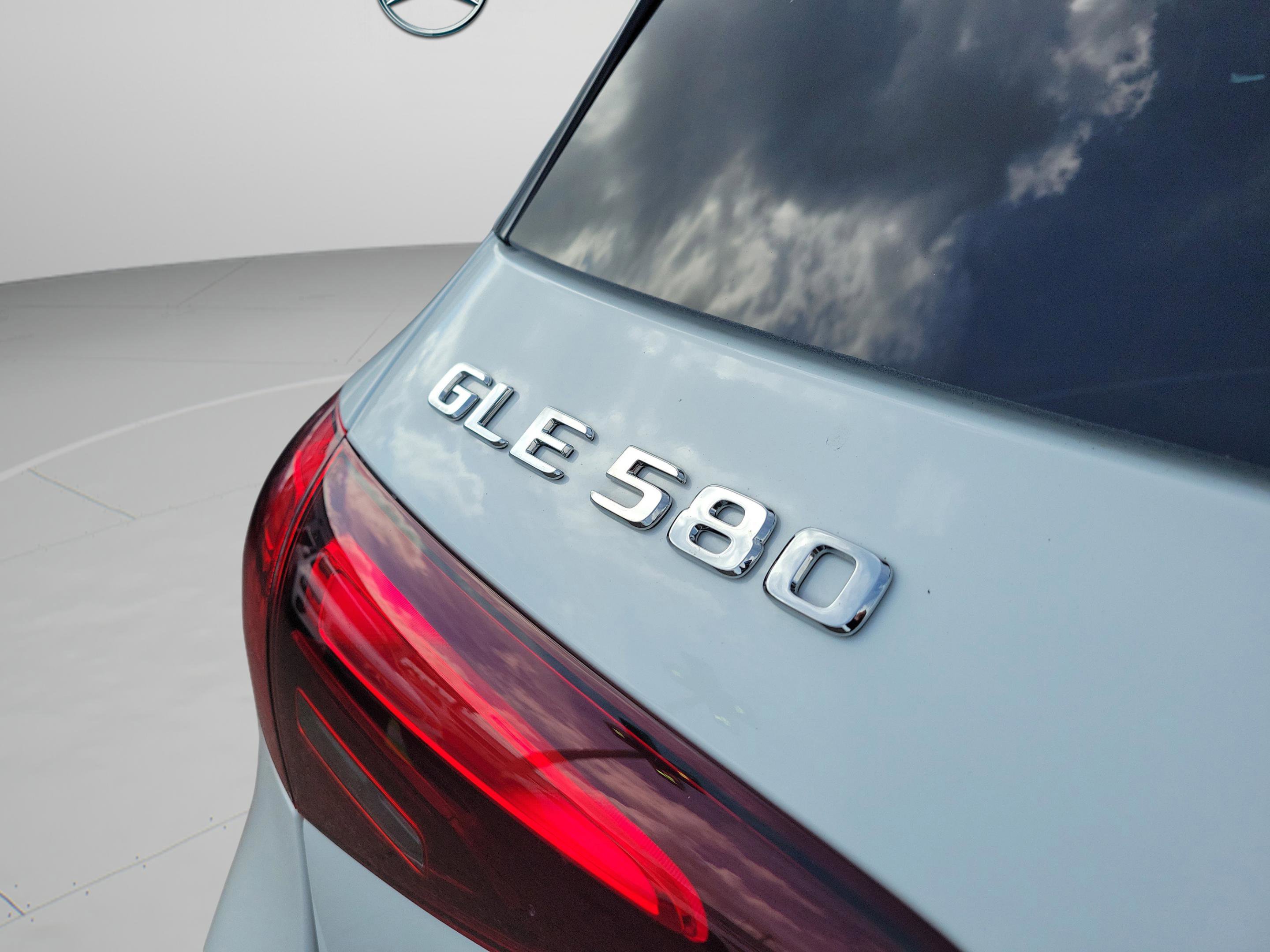 Certified 2026 Mercedes-Benz GLE 580 4MATIC image 29