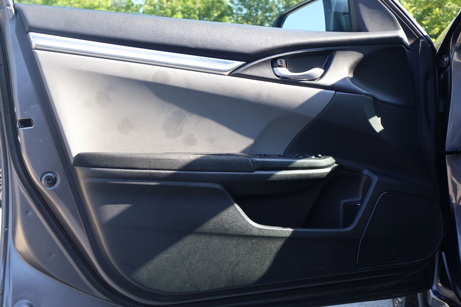 Used 2019 Honda Civic LX image 18