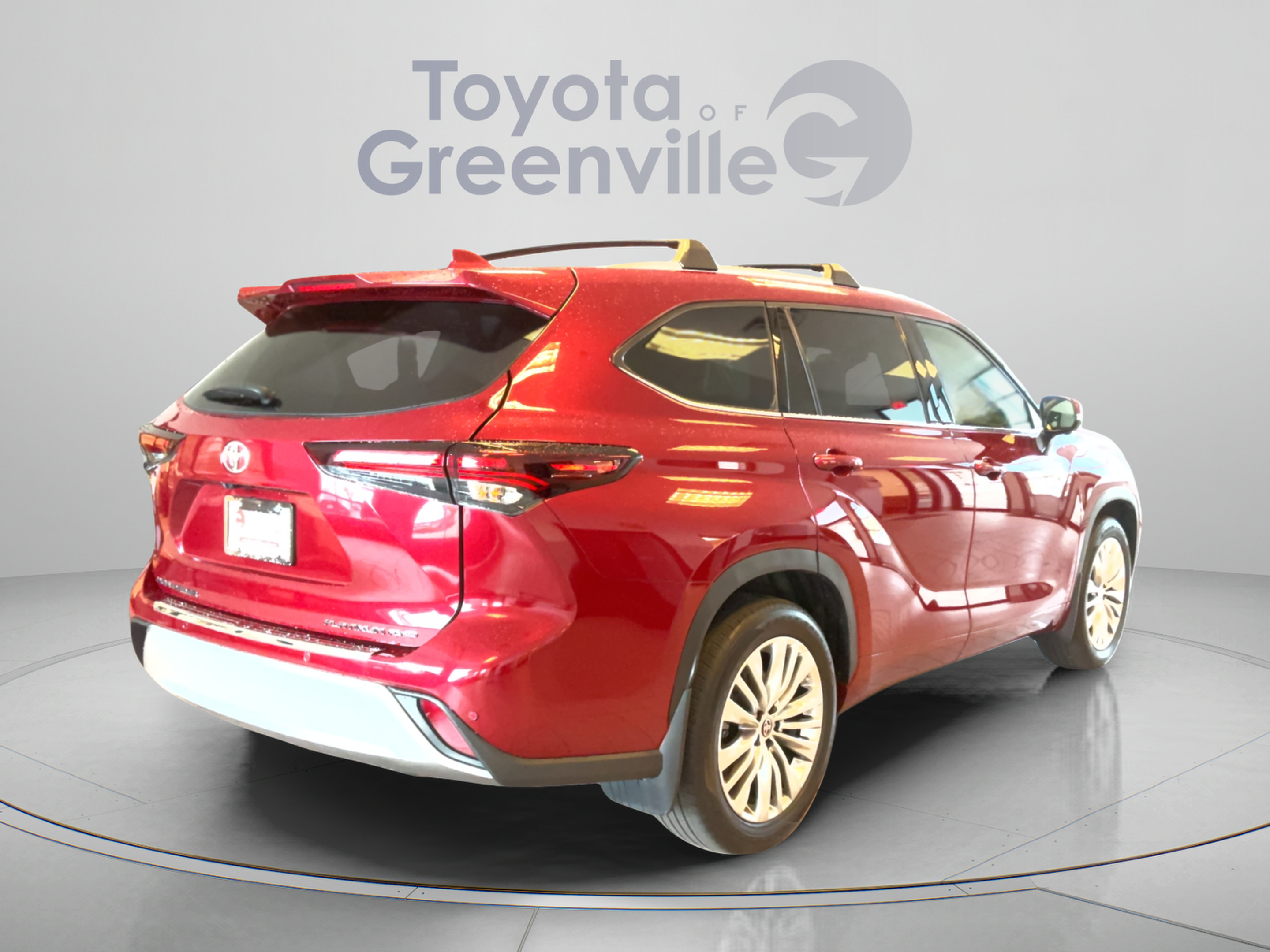Certified 2024 Toyota Highlander Platinum AWD/4WD image 6