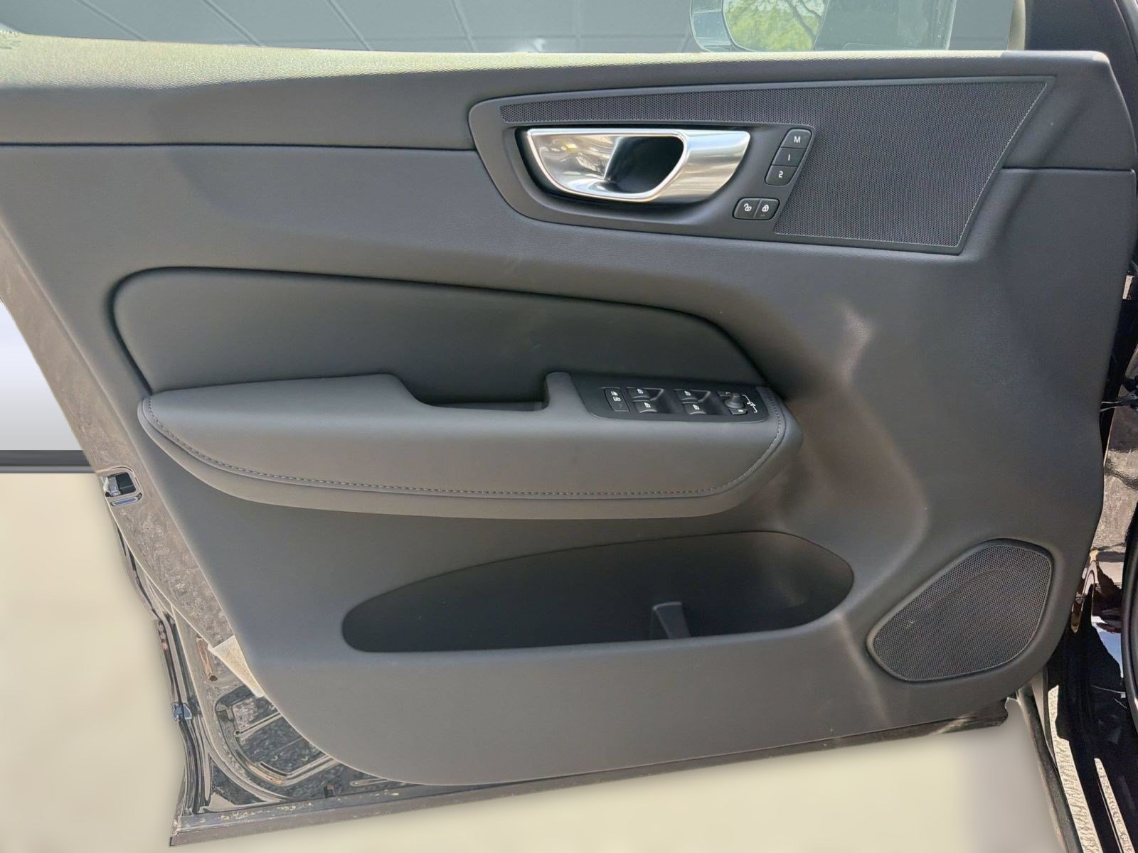 New 2026 Volvo XC60 B5 Plus AWD/4WD image 14