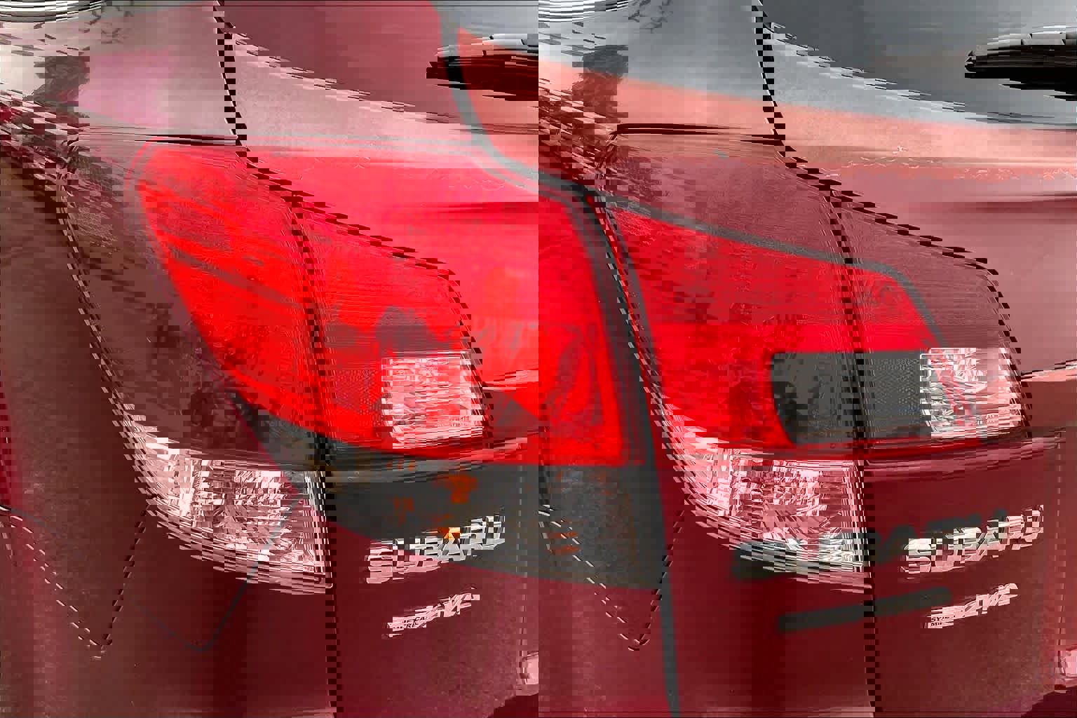 Used 2011 Subaru Outback 2.5i Limited image 27