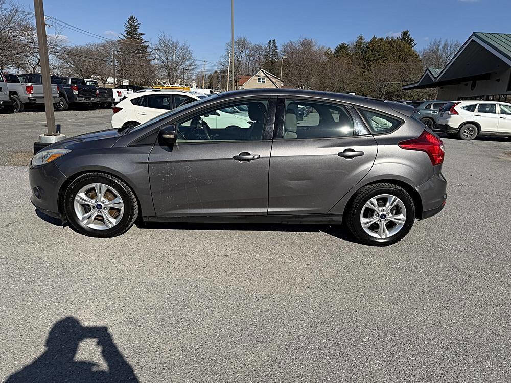 Used 2013 Ford Focus SE image 2