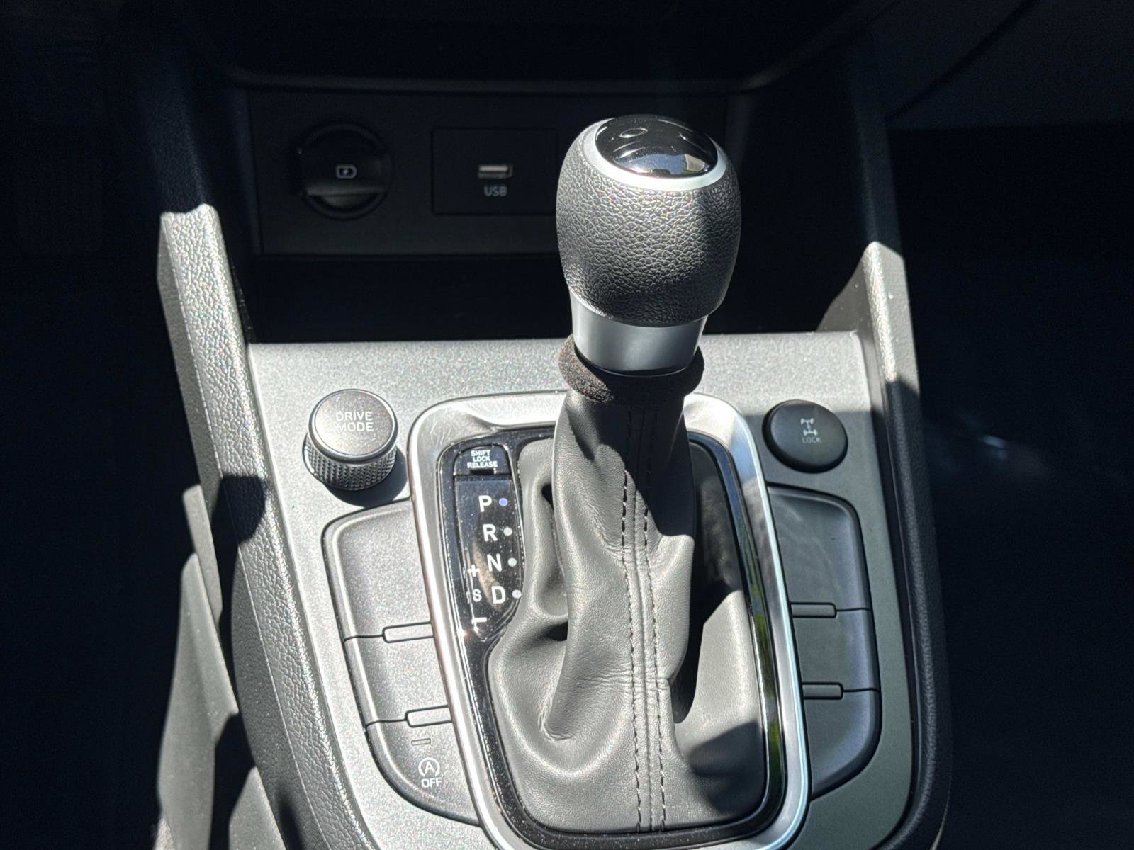 Used 2022 Hyundai Kona SEL image 14