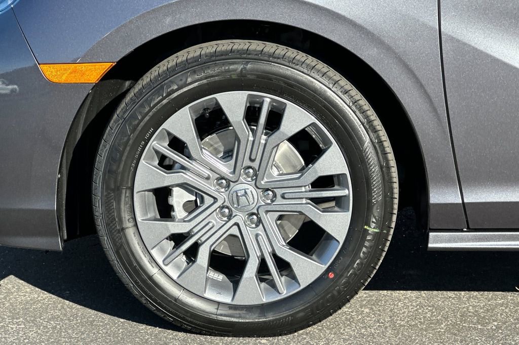 New 2026 Honda Odyssey Touring image 34