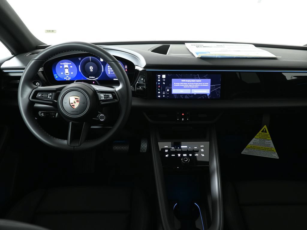New 2026 Porsche Macan 4 Electric AWD/4WD image 16