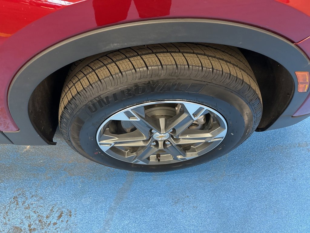 Certified 2025 Chevrolet Blazer LT image 3