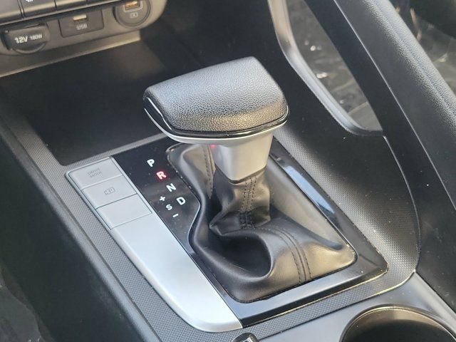 Used 2021 Hyundai Elantra SEL FWD image 21