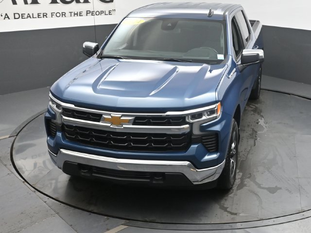 Used 2024 Chevrolet Silverado 1500 LT AWD/4WD image 50
