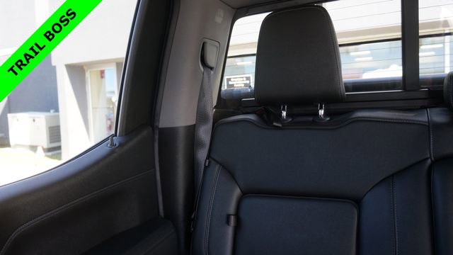 Used 2019 Chevrolet Silverado 1500 LT Trail Boss AWD/4WD image 52