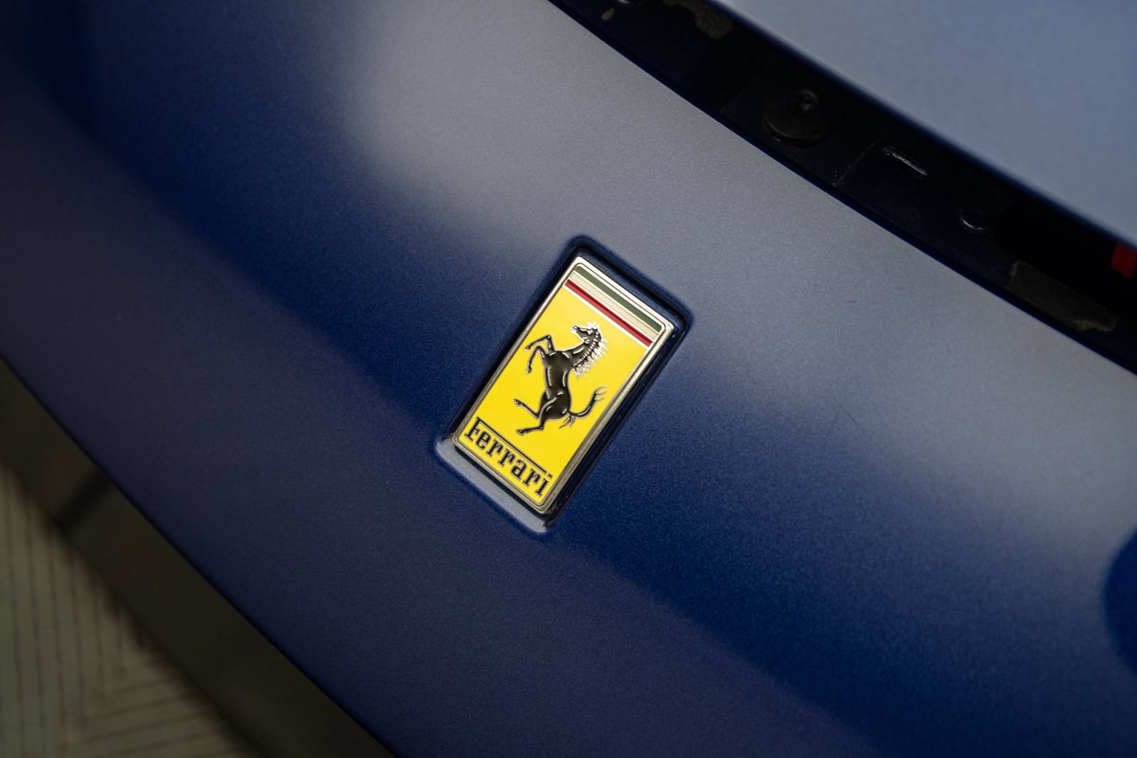 Used 2025 Ferrari Roma Spider RWD image 53