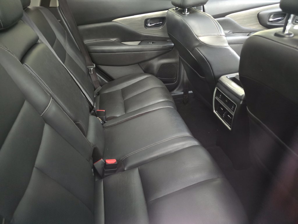 Used 2018 Nissan Murano SL w/ Moonroof Package AWD/4WD image 12