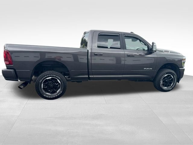 Used 2025 RAM 2500 Laramie AWD/4WD image 25