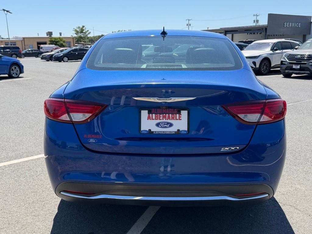 Used 2016 Chrysler 200 Limited FWD image 4