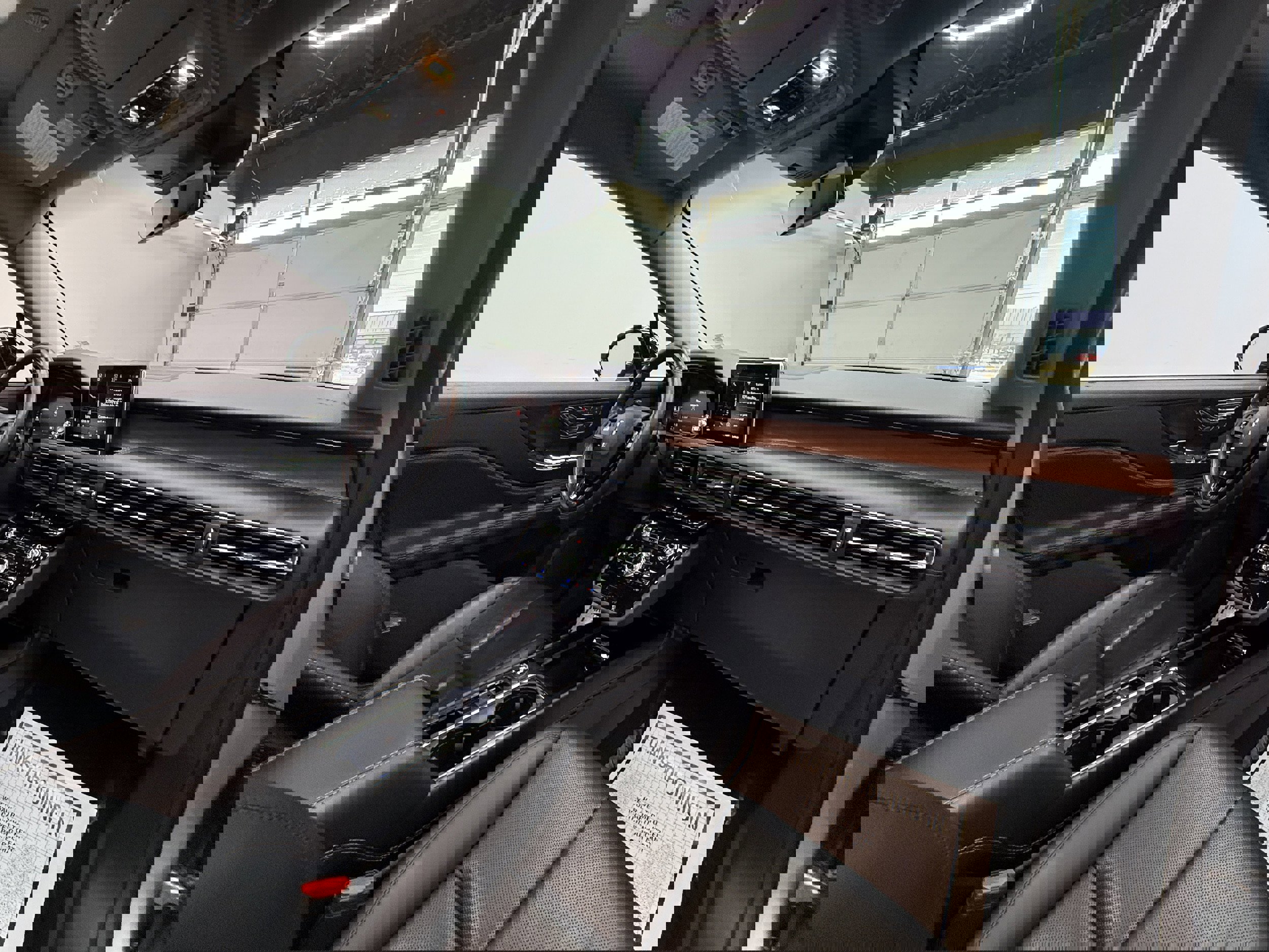 Used 2021 Lincoln Corsair Reserve w/ Elements Package image 26