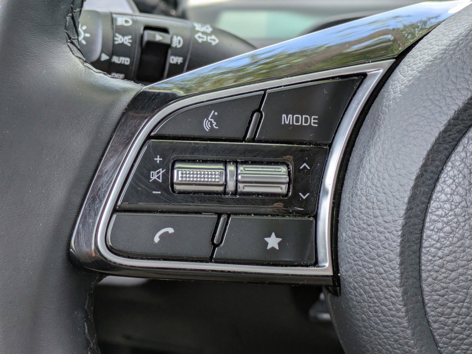 Certified 2024 Kia Seltos S image 19